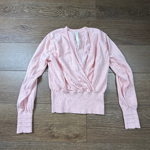 Lululemon Crossover Ribbed Waist Sweater, Heather Dew Pink Sz 6 Fall, Cashmere - Picture 3 of 13